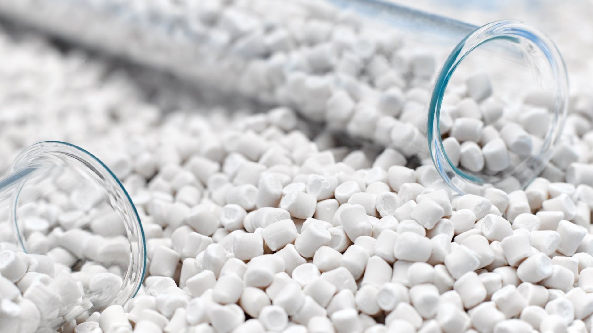 Filler masterbatch for blow film applications 